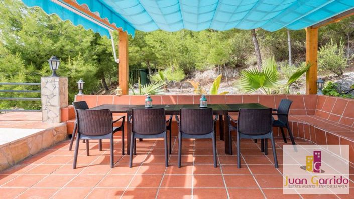 Image No.25-5 Bed Villa for sale