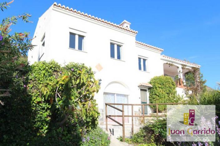 Image No.3-5 Bed Villa for sale