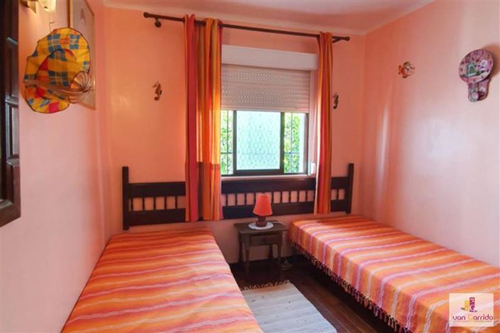 Image No.14-2 Bed Property for sale