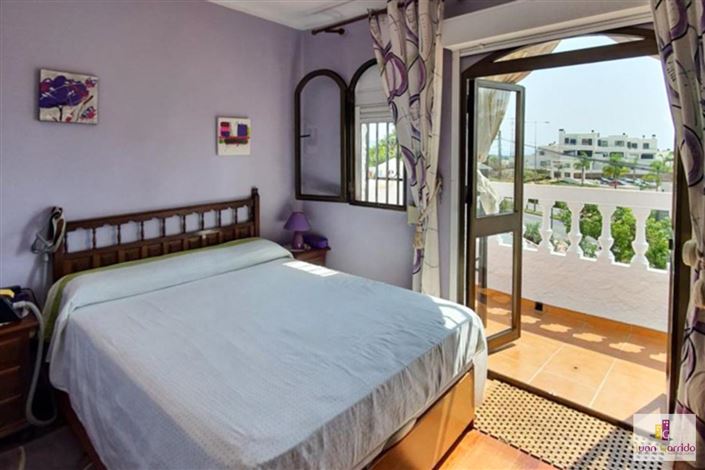 Image No.7-2 Bed Property for sale