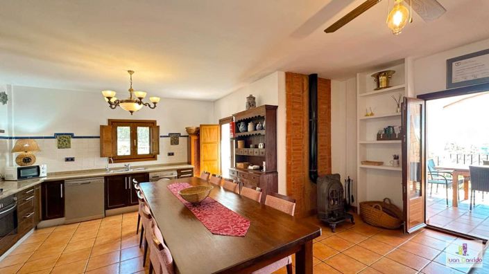 Image No.14-7 Bed Villa for sale