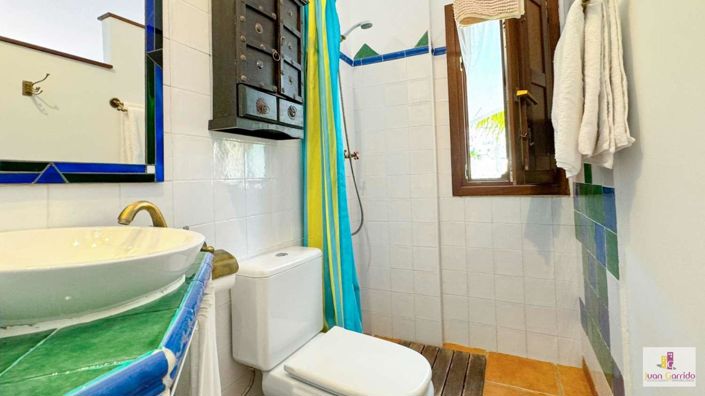 Image No.17-7 Bed Villa for sale