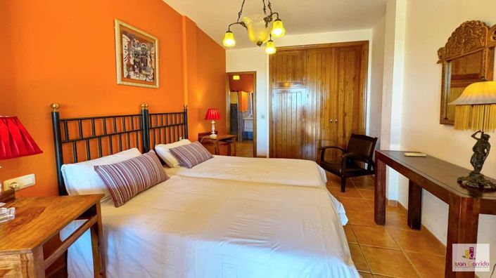 Image No.25-7 Bed Villa for sale