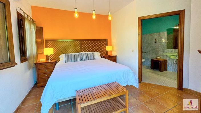 Image No.29-7 Bed Villa for sale