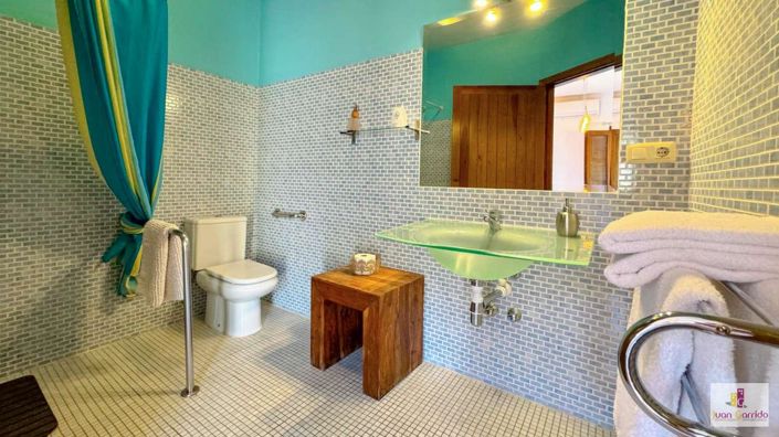 Image No.31-7 Bed Villa for sale