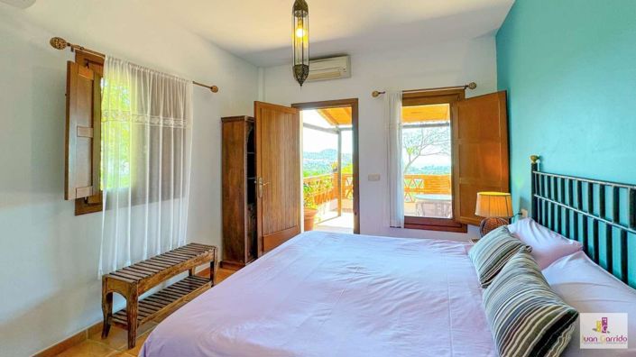 Image No.32-7 Bed Villa for sale