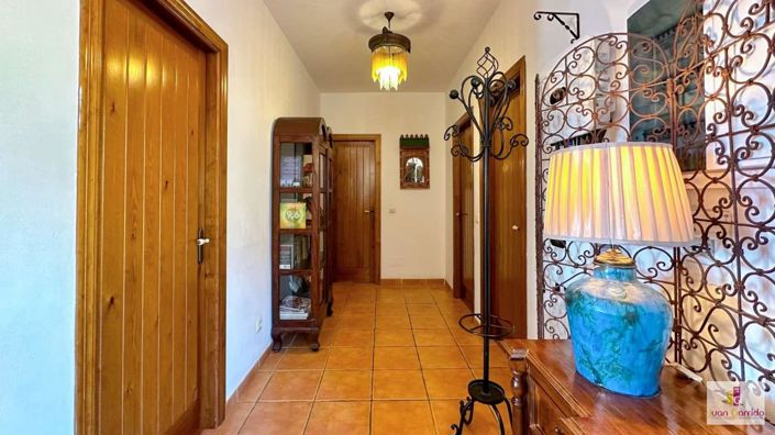 Image No.46-7 Bed Villa for sale