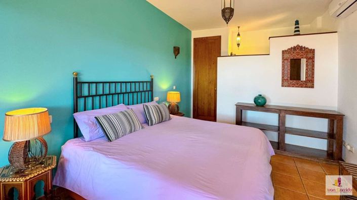 Image No.50-7 Bed Villa for sale