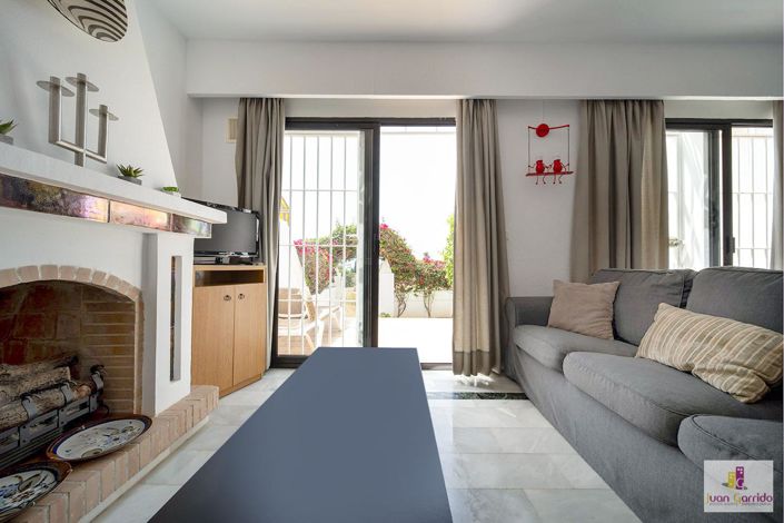 Image No.5-3 Bed Property for sale