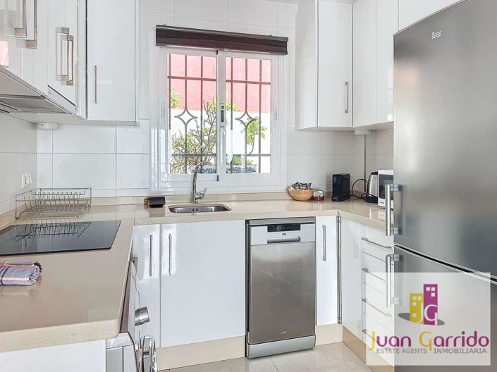 Image No.16-2 Bed Property for sale