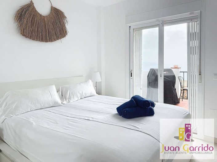 Image No.18-2 Bed Property for sale