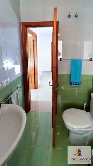 Image No.20-2 Bed Property for sale