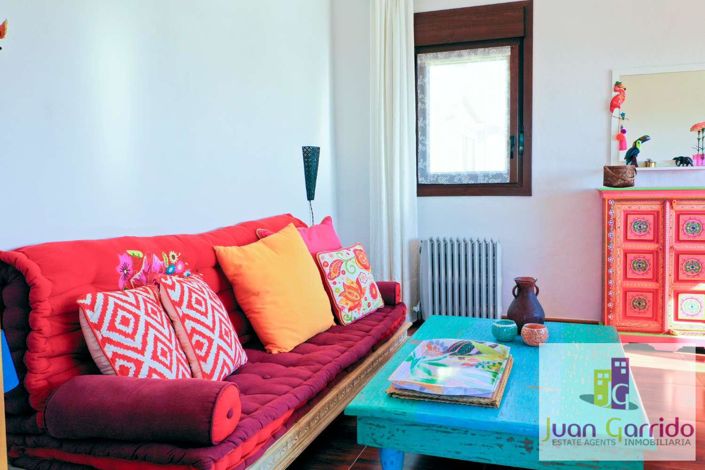 Image No.25-2 Bed Property for sale