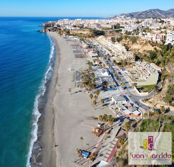 Image No.35-2 Bed Property for sale