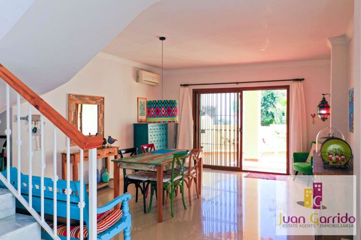 Image No.9-2 Bed Property for sale