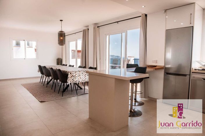 Image No.9-5 Bed Villa for sale