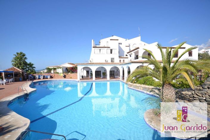 Image No.13-2 Bed Property for sale