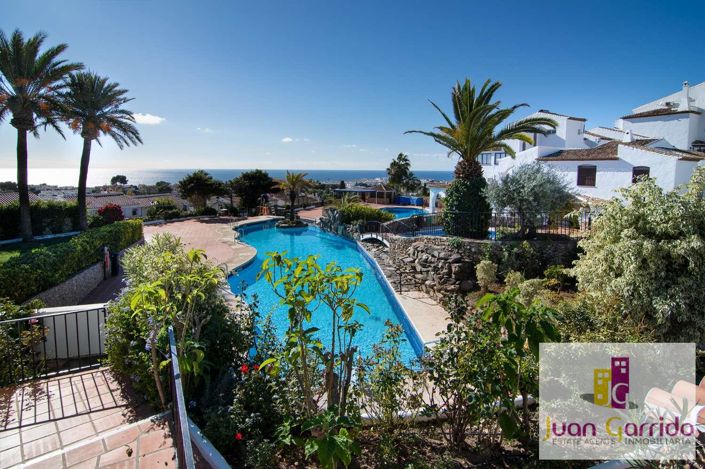 Image No.17-2 Bed Property for sale