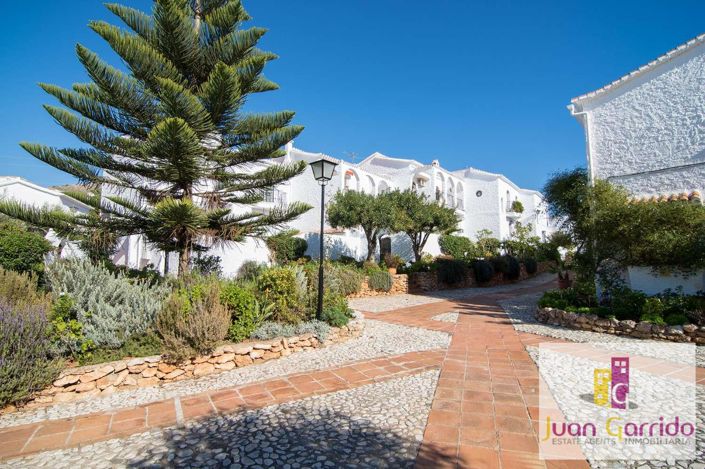 Image No.19-2 Bed Property for sale