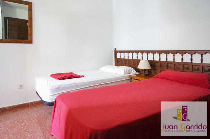 Image No.6-2 Bed Property for sale