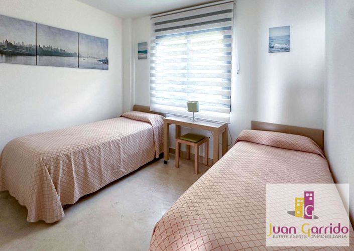 Image No.12-2 Bed Property for sale