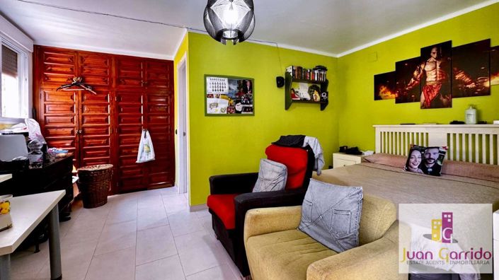 Image No.15-3 Bed Villa for sale