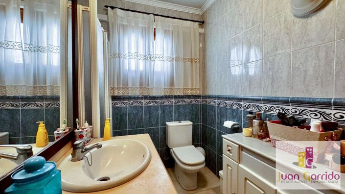 Image No.18-3 Bed Villa for sale