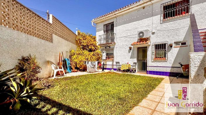 Image No.20-3 Bed Villa for sale