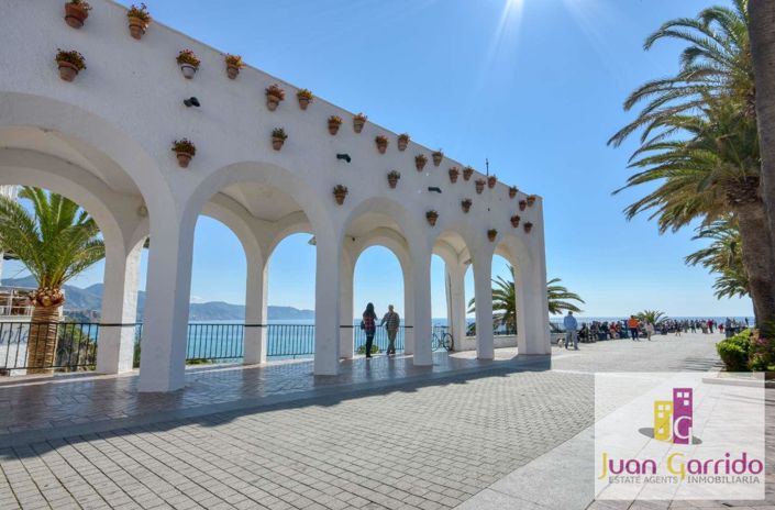 Image No.22-2 Bed Apartment for sale