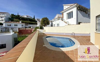 property245011829