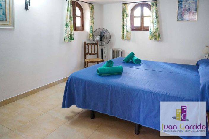 Image No.25-4 Bed Villa for sale