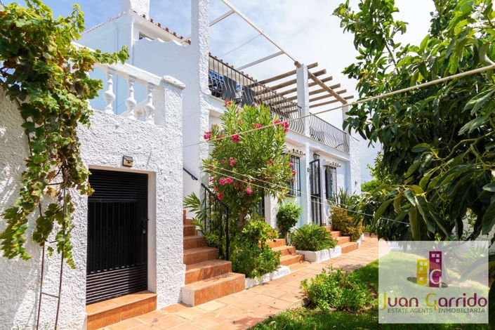 Image No.17-3 Bed Villa for sale