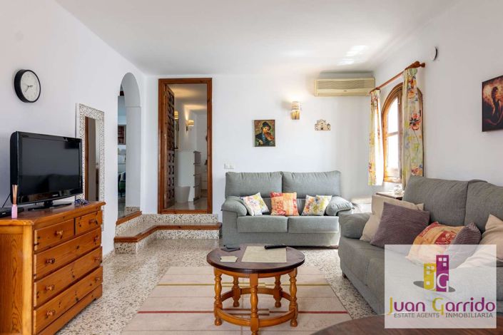 Image No.18-3 Bed Villa for sale