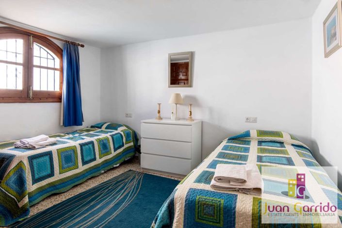 Image No.23-3 Bed Villa for sale