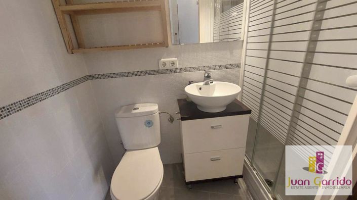 Image No.16-3 Bed Property for sale