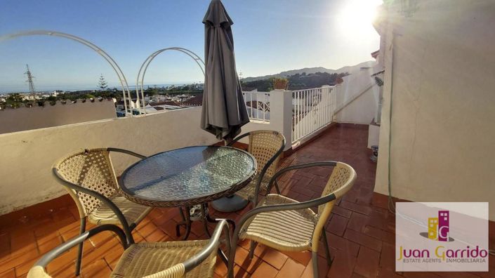 Image No.17-3 Bed Property for sale