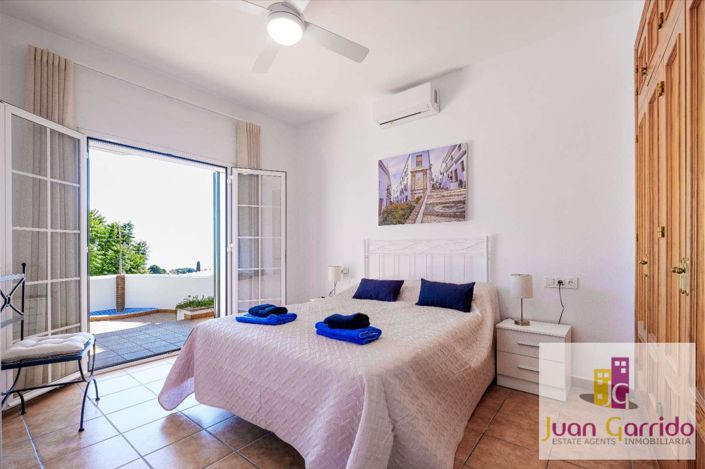 Image No.26-3 Bed Villa for sale