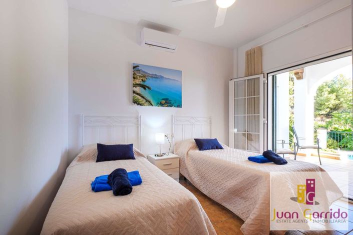 Image No.28-3 Bed Villa for sale