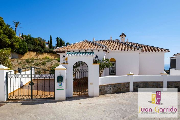 Image No.29-3 Bed Villa for sale