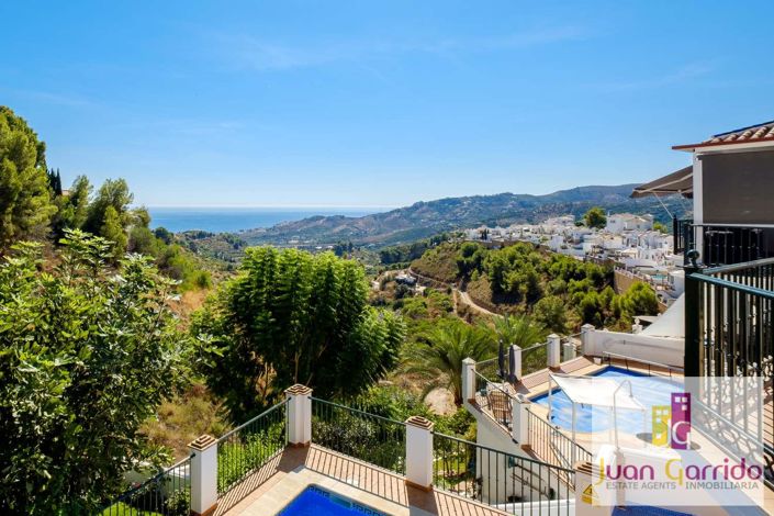 Image No.8-3 Bed Villa for sale