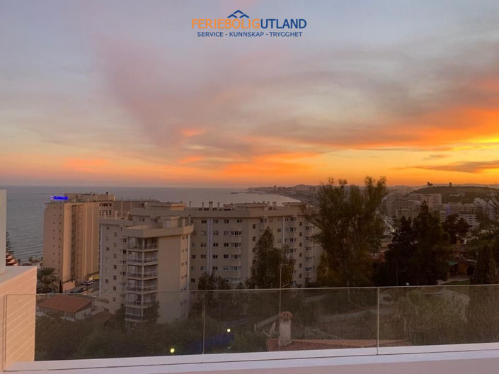 Image No.15-4 Bed Townhouse for sale