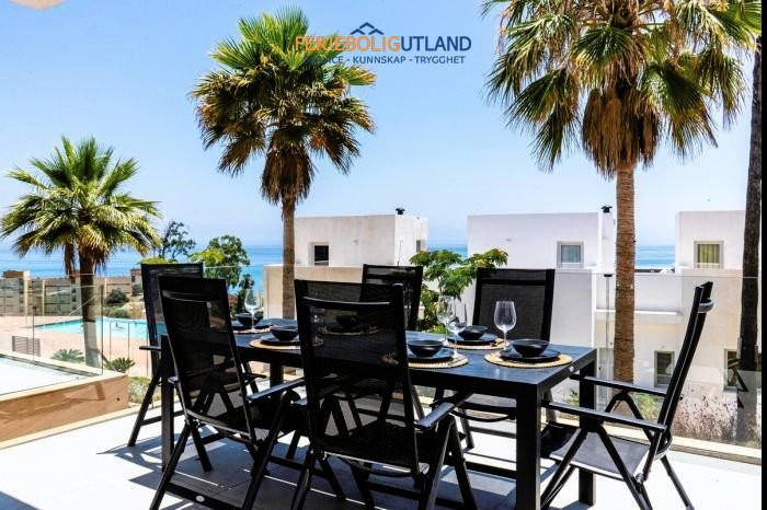 Image No.2-4 Bed Townhouse for sale