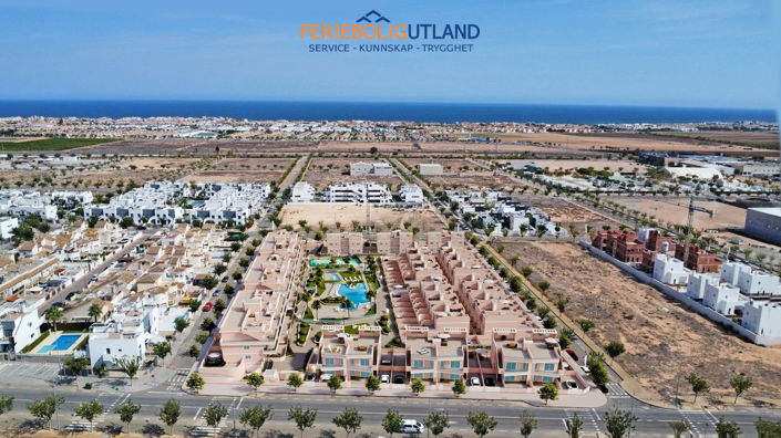 Image No.21-3 Bed Apartment for sale