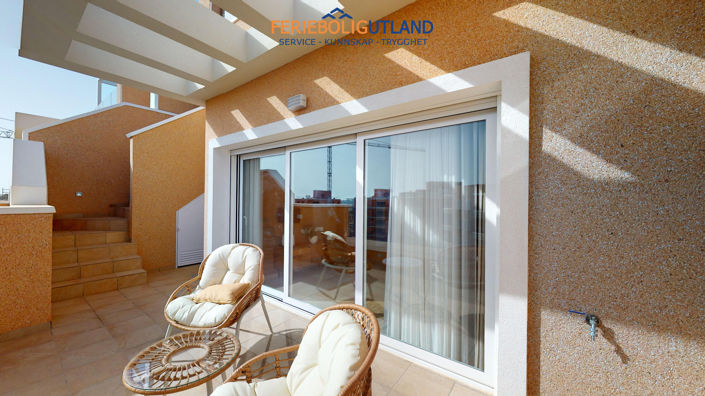 Image No.29-3 Bed Apartment for sale