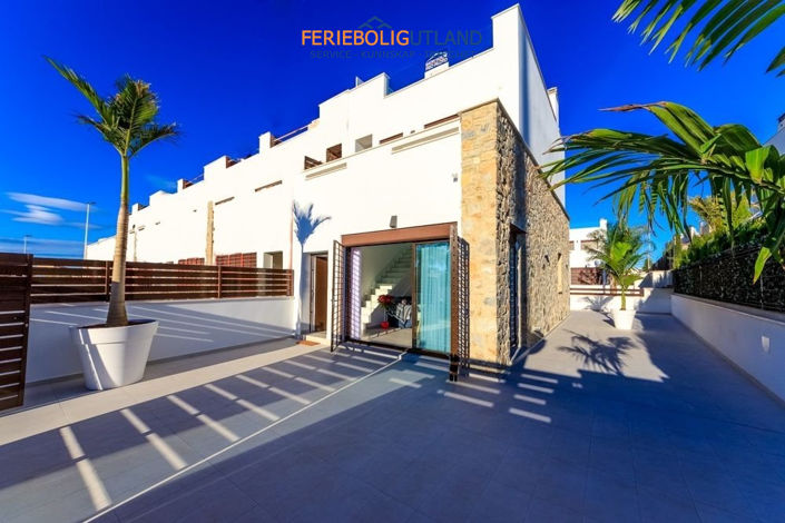 Image No.1-4 Bed Townhouse for sale