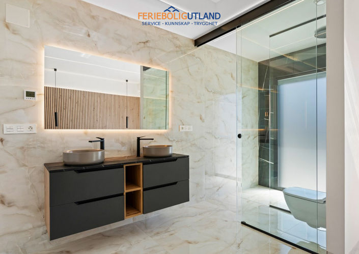 Image No.26-3 Bed Villa for sale