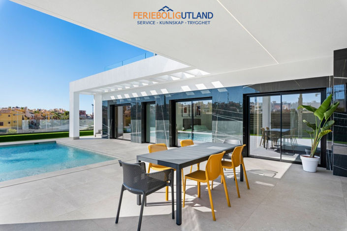 Image No.3-3 Bed Villa for sale