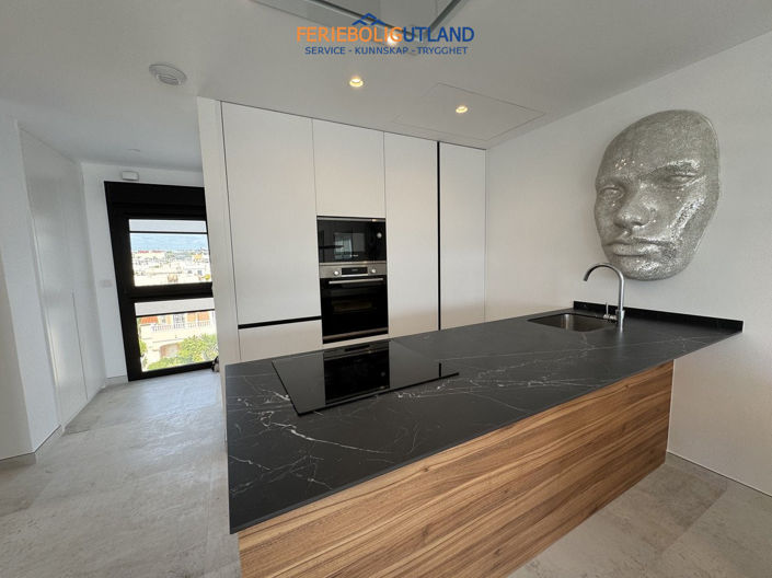 Image No.21-2 Bed Apartment for sale