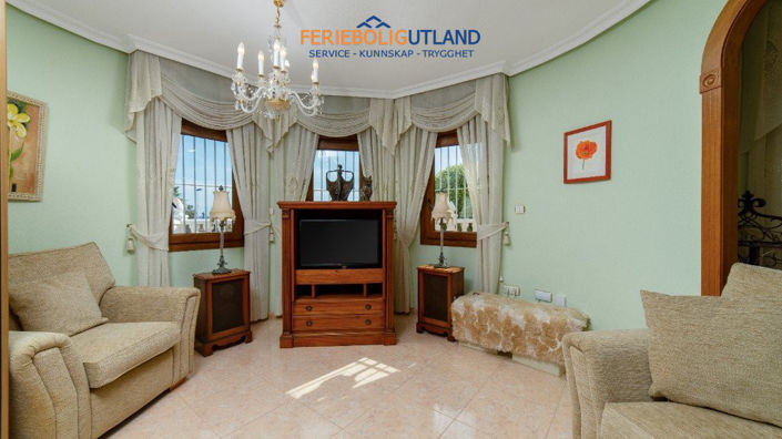 Image No.10-2 Bed Villa for sale