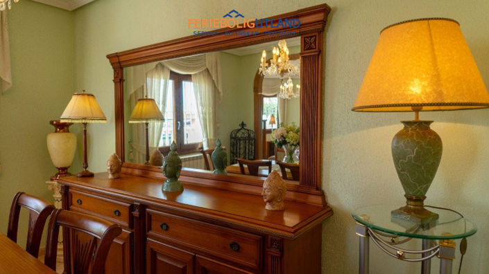 Image No.13-2 Bed Villa for sale